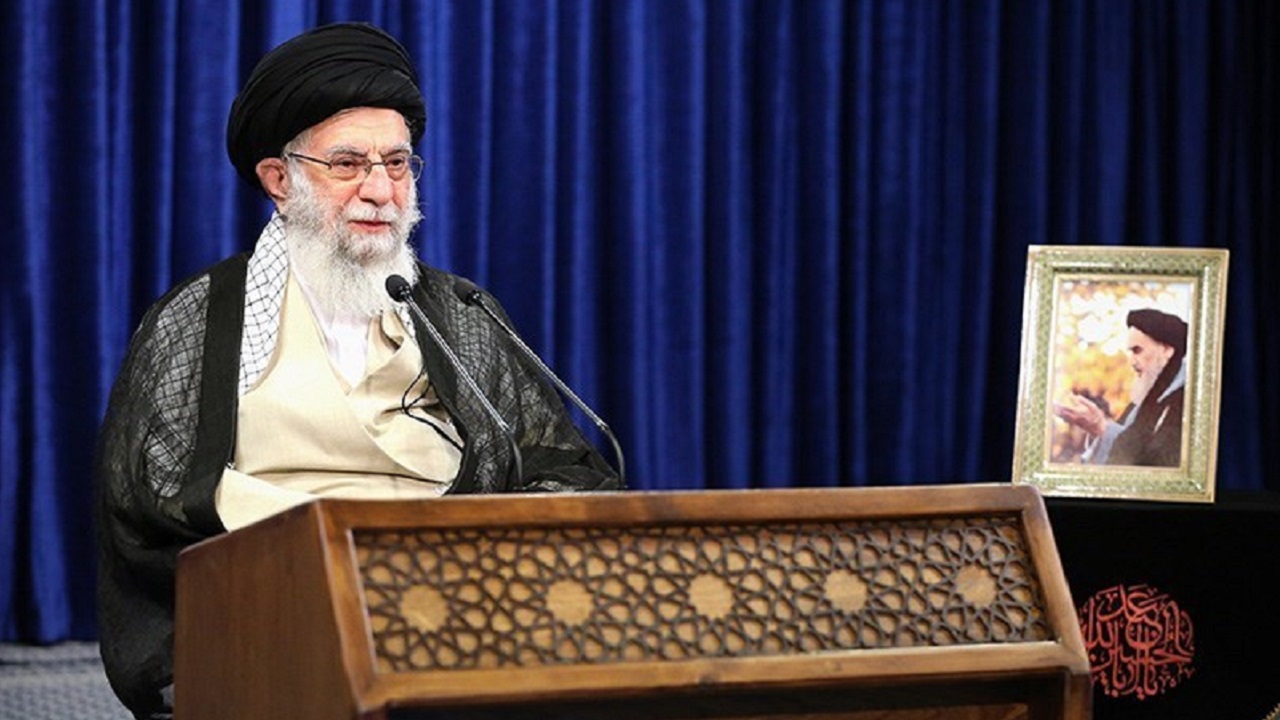 تشکر رهبر انقلاب از سعید بیابانکی برای سرودن اشعار محرمی