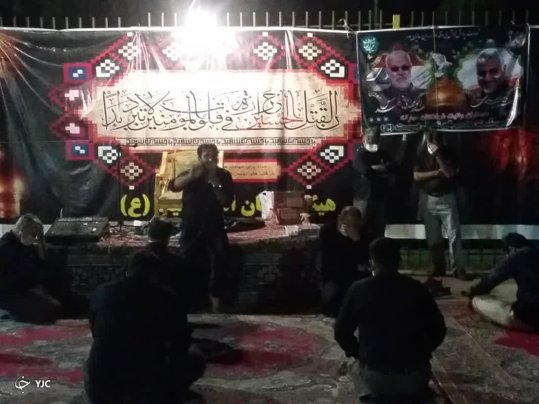 عزاداری عاشقان حسینی در شب شهادت سیدالشهدا (ع)