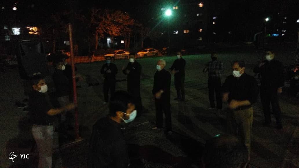 عزاداری عاشقان حسینی در شب شهادت سیدالشهدا (ع)