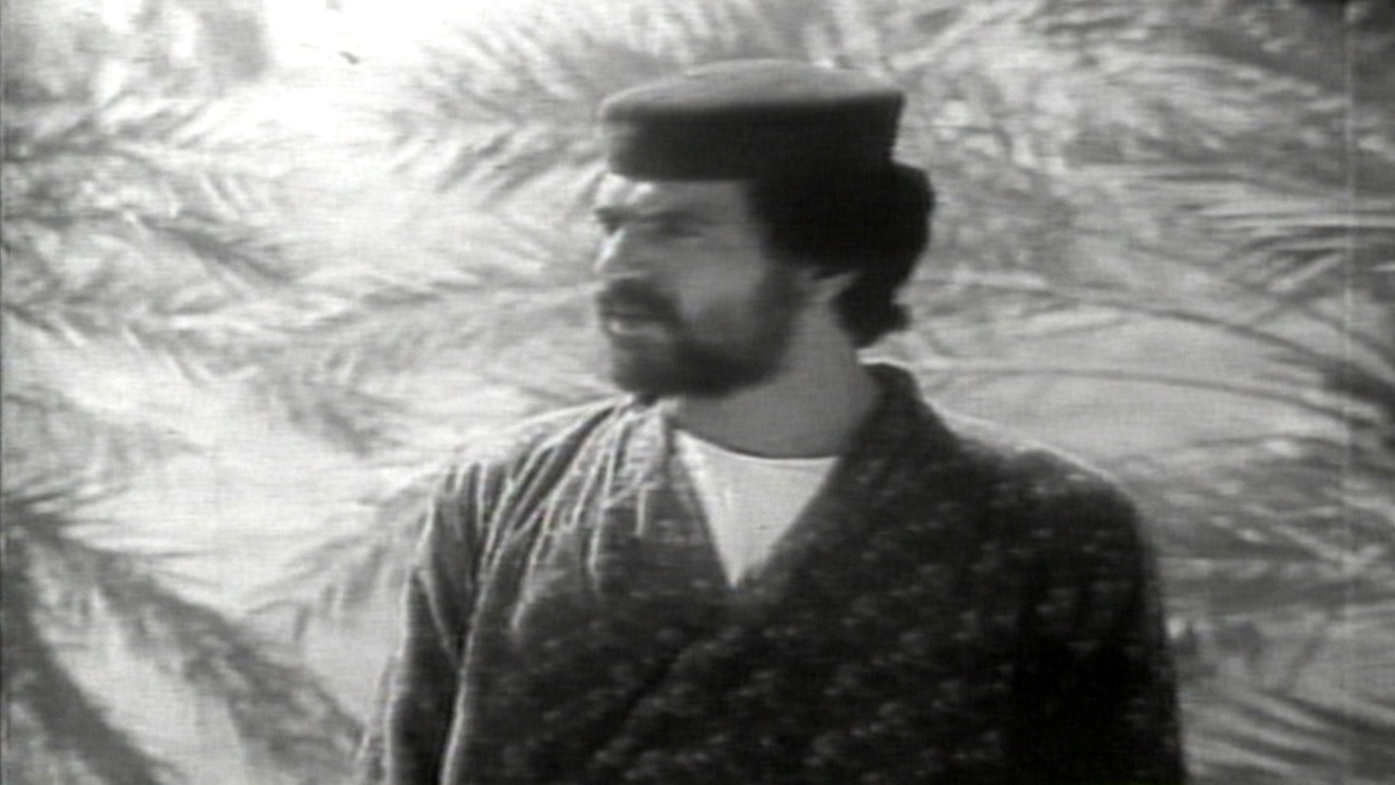 رئیسعلی دلواری که بود؟