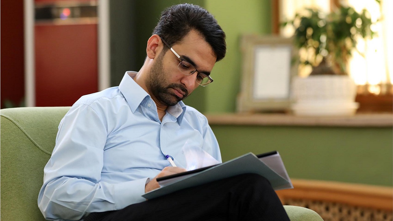 پاسخ جهرمی به شایعه کسر هزینه برای سرویس رومینگ