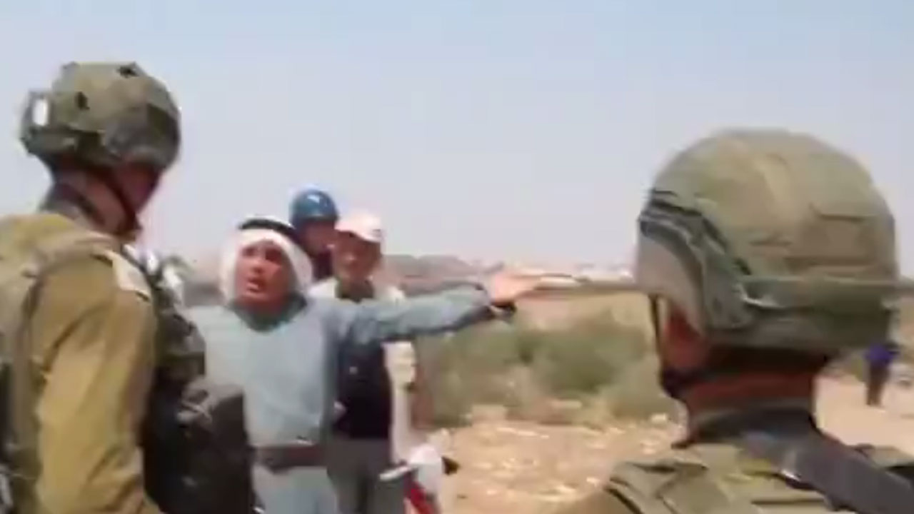 بازداشت بی&zwnj;رحمانه پیرمرد فلسطینی