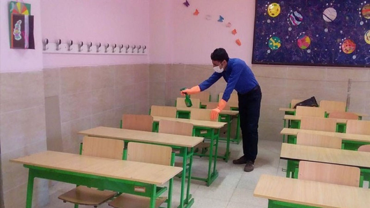 عملیات ضدعفونی مدارس در شهرکرد آغاز شد