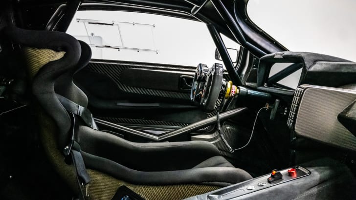 2021 Brabham BT62R 2021 Brabham BT62R