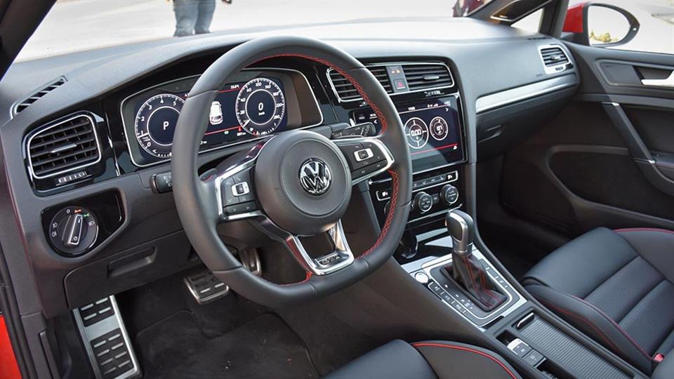 فولکس واگن گلف GTI 