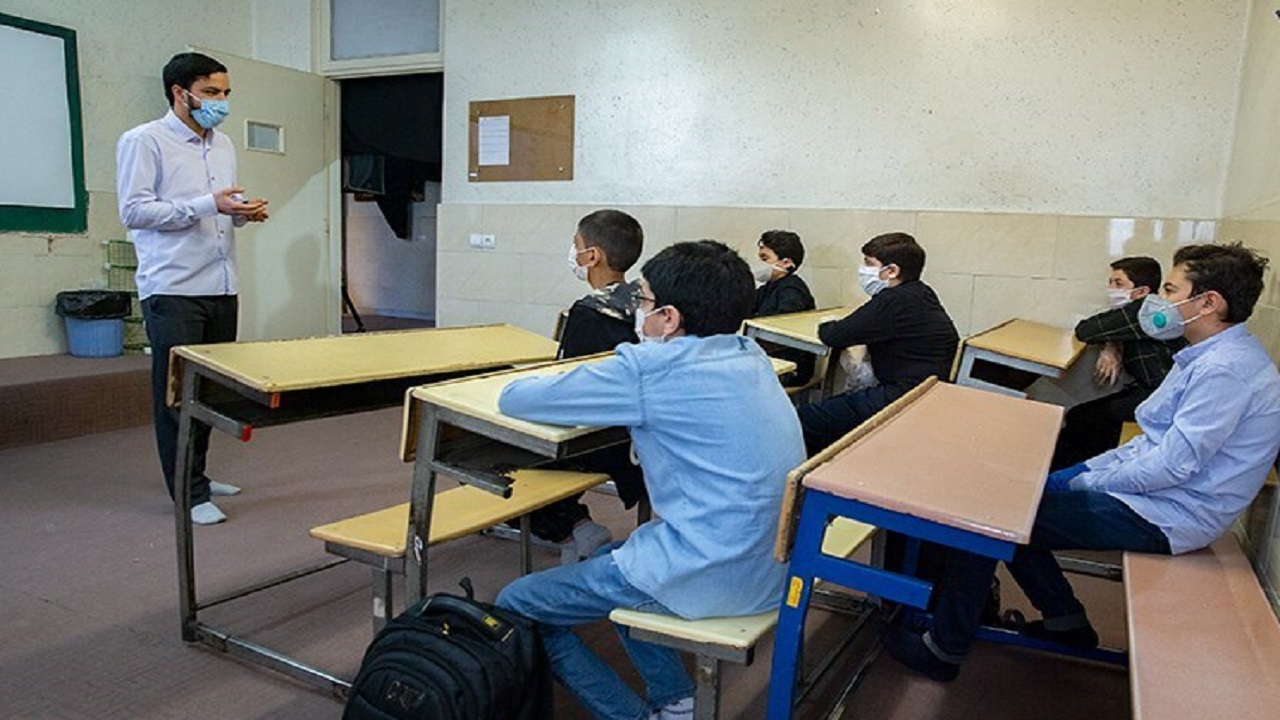 آغاز سال تحصیلی جدید در تمام شهرستان&zwnj;های هرمزگان / برگزاری کلاس&zwnj;های درس با ۵۰ درصد ظرفیت