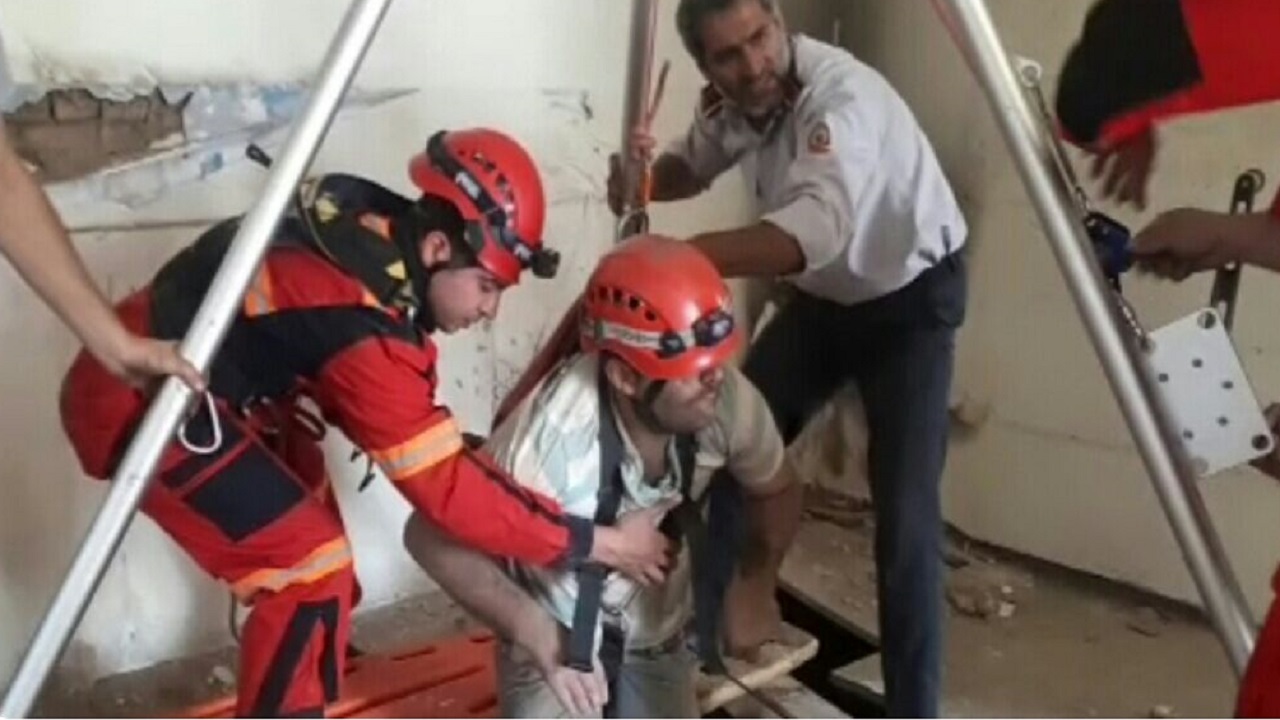 سقوط شهروند قزوینی در چاه