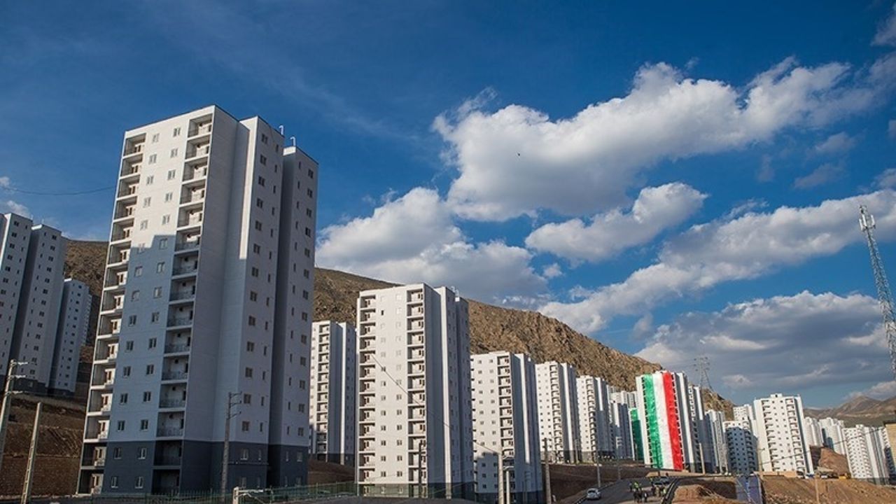 افتتاح حساب برای هزار نفر از متقاضیان طرح اقدام ملی مسکن در استان ایلام