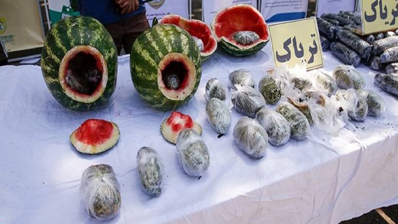 ازکشف ۲ تن مواد مخدر تا جاسازی در هندوانه