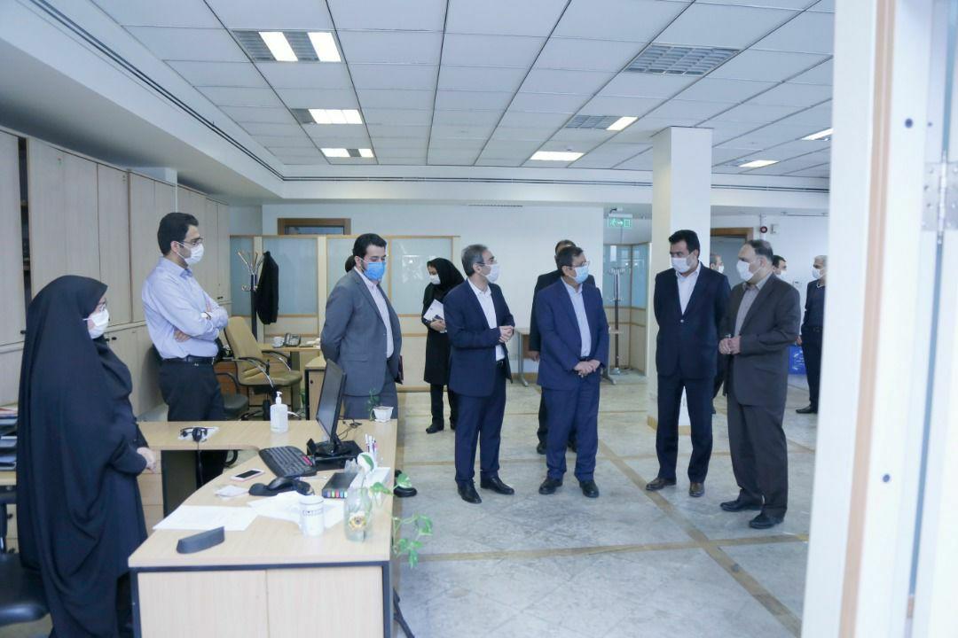 نتایج پژوهش&zwnj;های علمی باید برای مردم ملموس باشد/بانک مرکزی سیاست گذاری نوین بانکی را آغاز کرده است