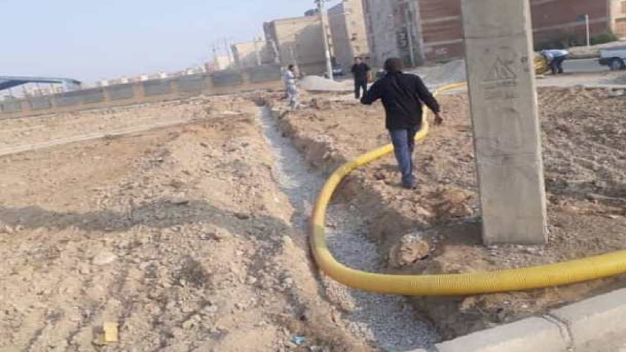 انجام عملیات شوره برداری و زهکشی در ماهشهر
