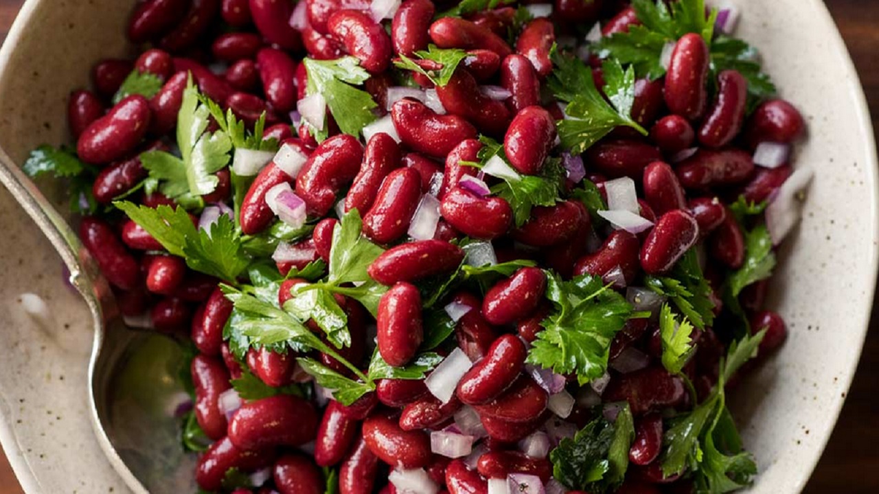 آموزش آشپزی؛ از خورش سرگنجشکی و مشتک یزدی تا شیرینی قرابیه با مغز شکلاتی