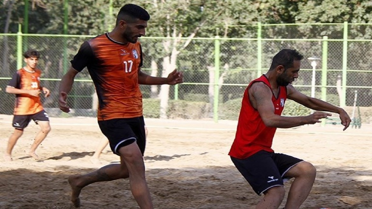 آماده سازی تیم فرش حداد اصفهان برای مسابقات لیگ برتر فوتبال ساحلی