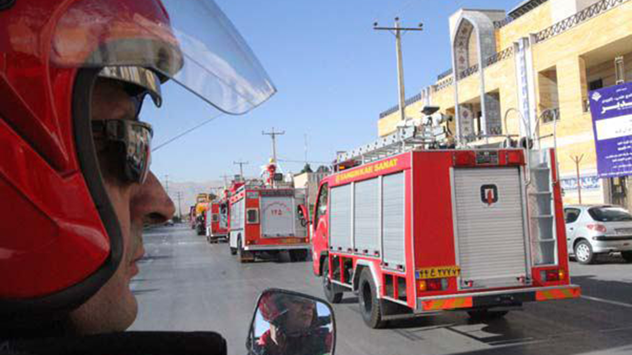 روز پر حادثه برای آتش نشانان شیرازی