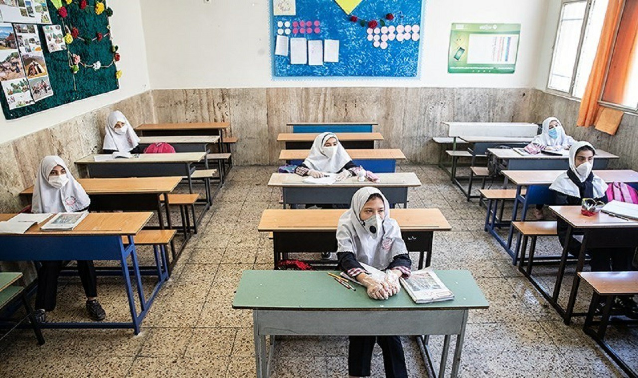 حضور ۵۰ درصدی دانش‌آموزان کرمانی در بازگشایی مدارس