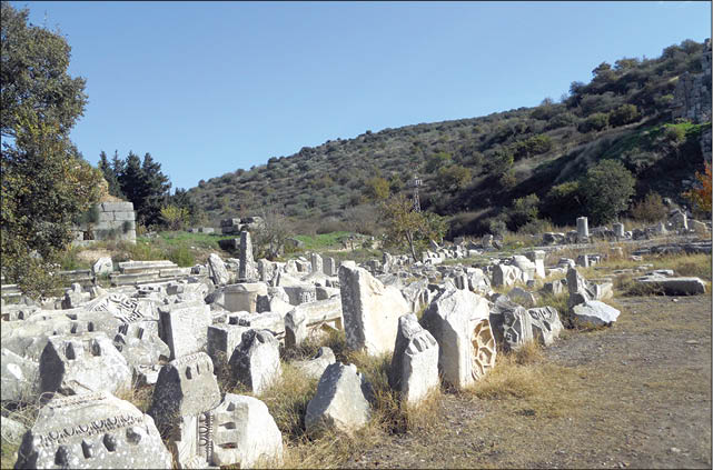 عجیب&zwnj;ترین گورستان&zwnj;های دنیا/ از قبرستان عاشقان فوتبال تا اجسادی که هرگز نمی&zwnj;پوسند