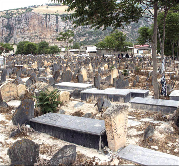 عجیب&zwnj;ترین گورستان&zwnj;های دنیا/ از قبرستان عاشقان فوتبال تا اجسادی که هرگز نمی&zwnj;پوسند