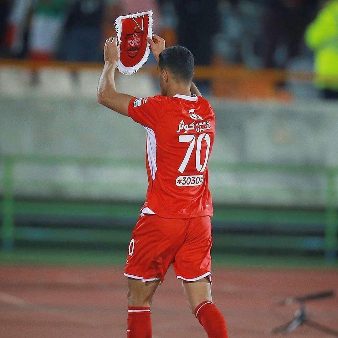 دلنوشته علیپور در پی جداییش از پرسپولیس دلنوشته علیپور در پی جداییش از پرسپولیس/ ستاره ایرانی زنیت دوباره کشورش را ترک کرد/ استوری قابل تامل سرمربی استقلال