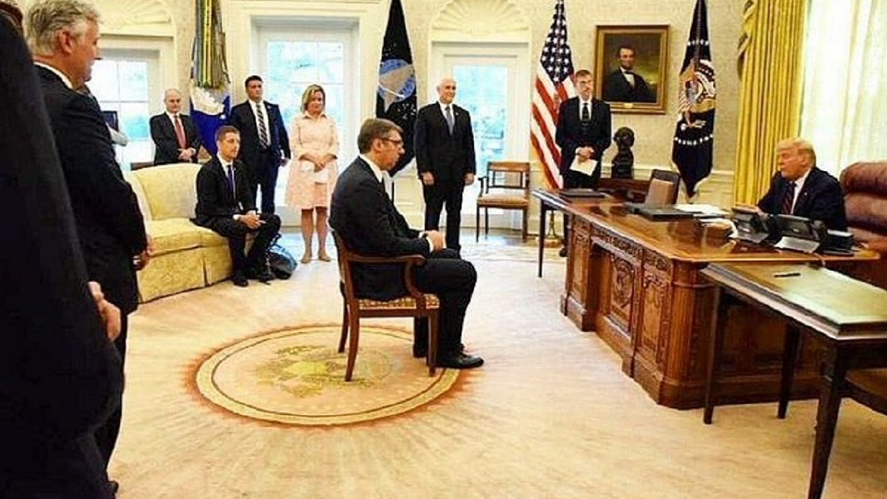 واکنش کاربران به رفتار تحقیرآمیز ترامپ با رئیس جمهور صربستان