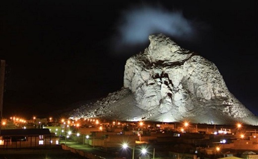 نفس تنها کوه عقاب جهان به شماره افتاد