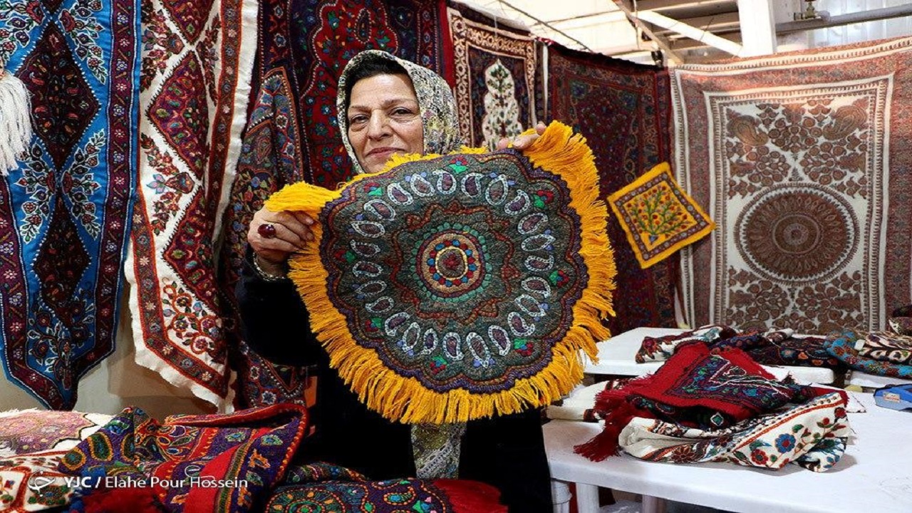 راه‌اندازی جمعه‌بازار صنایع دستی در اراضی عباس‌آباد