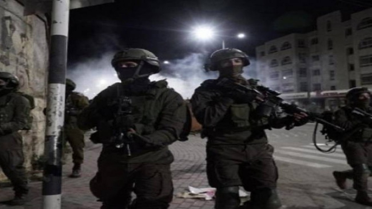 بازداشت بیش از ۵۰ فلسطینی در کرانه باختری
