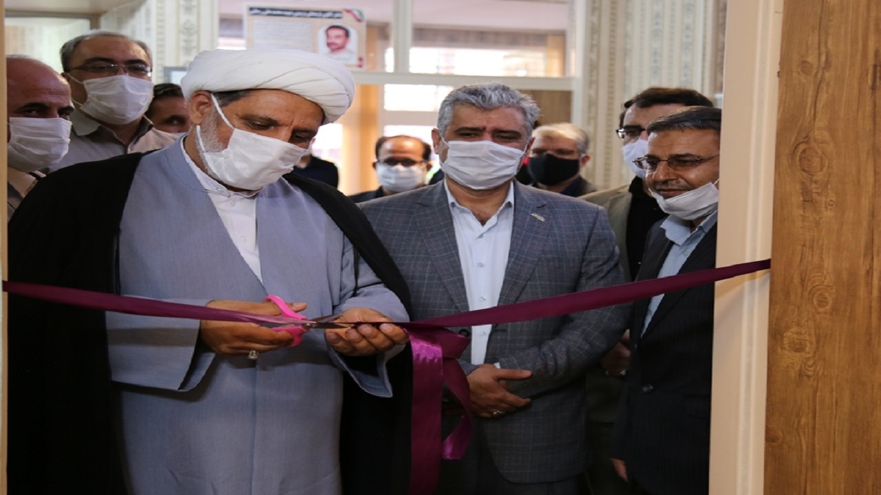 افتتاح مرکز نیکوکاری «مداد رنگی» برای حمایت از دانش‌آموزان نیازمند دراصفهان