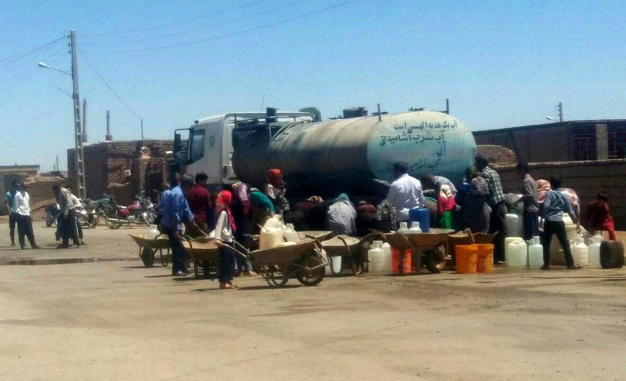 توزیع روزانه‌ی آب برای ۱۷ روستای استان همدان