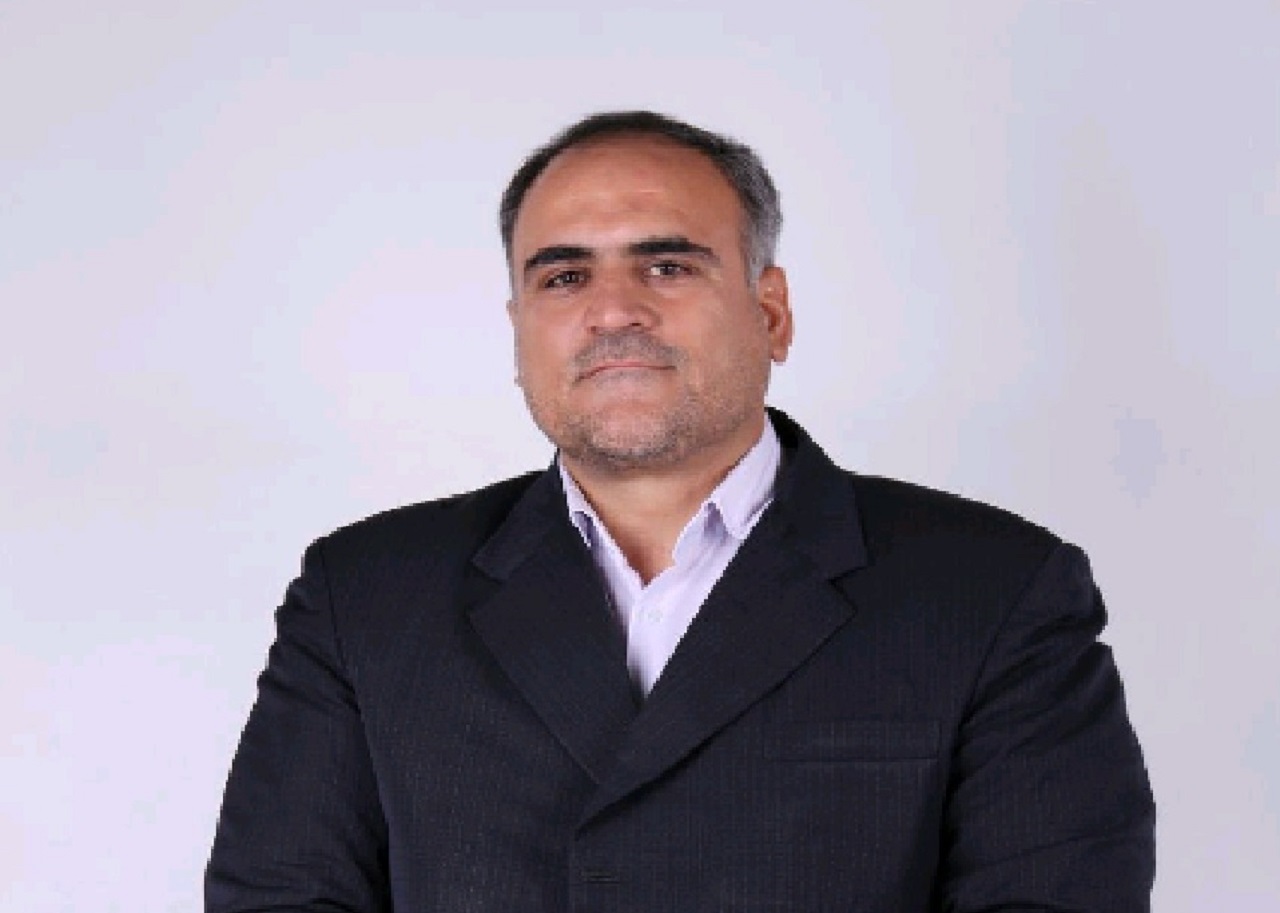 دانش آموزان و والدین گرفتار در فضای شاد