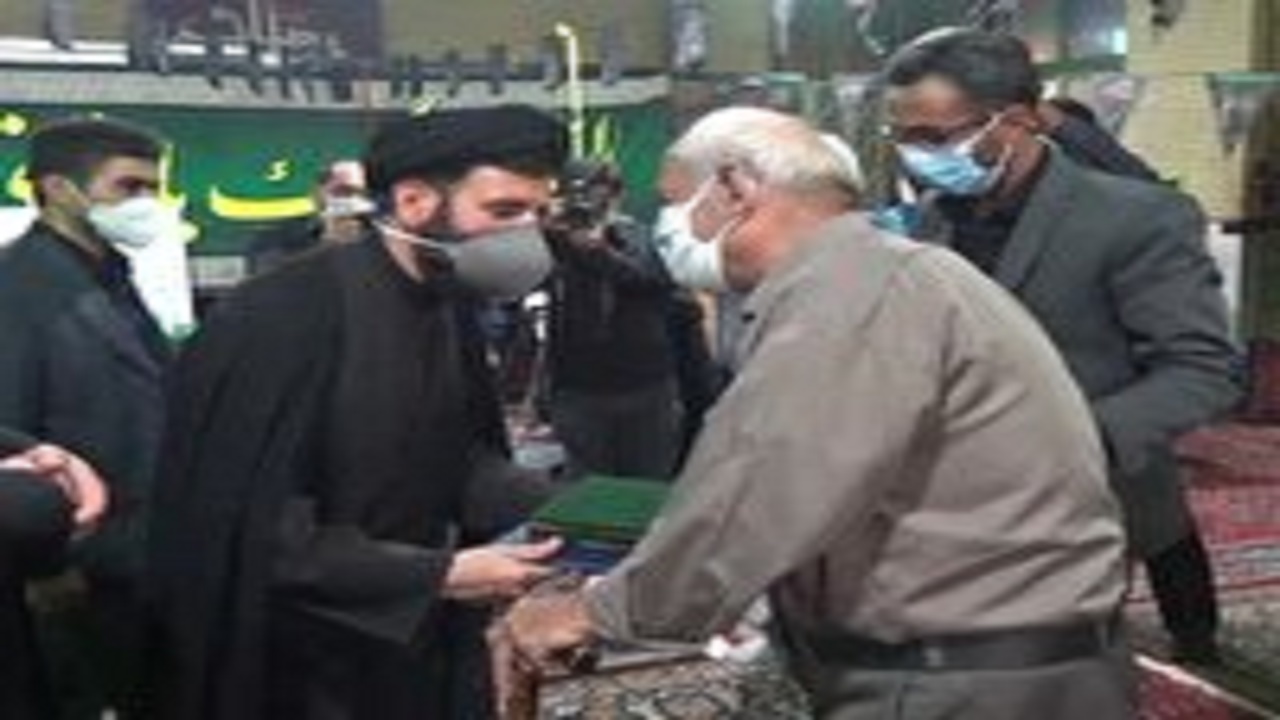 سه‌شنبه‌های تکریم از خانواده شهدا در گرمسار