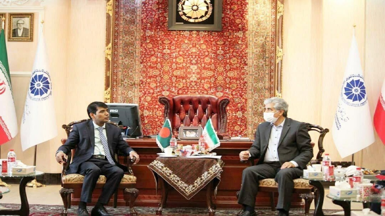 علاقمند به خرید نفت از ایران هستیم