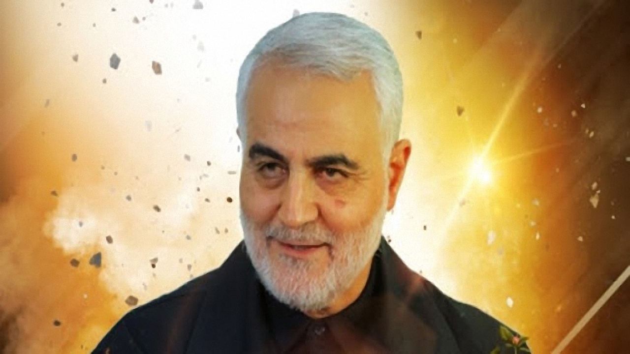 هدیه متبرکی که «حاج‌قاسم» از کرمان برای رهبر انقلاب برد