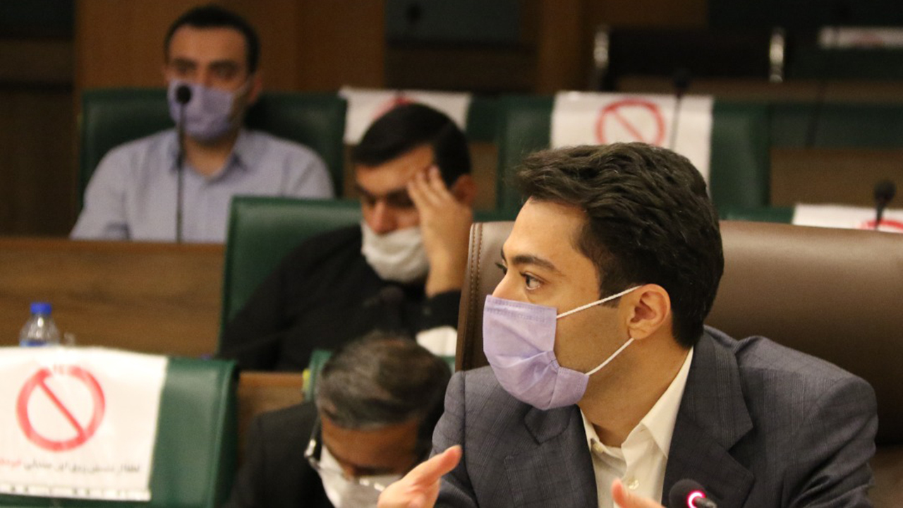قوانین شهرداری کارایی خود را از دست داده‌اند