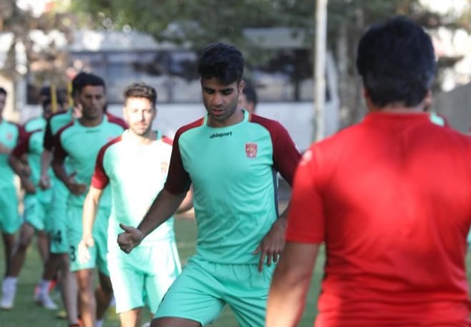 مرادمند بخواهد، او را جذب می‌کنیم
