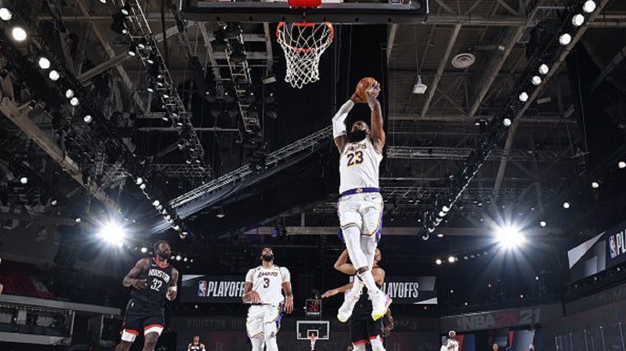 رکورد شکنی لبران جیمز در NBA