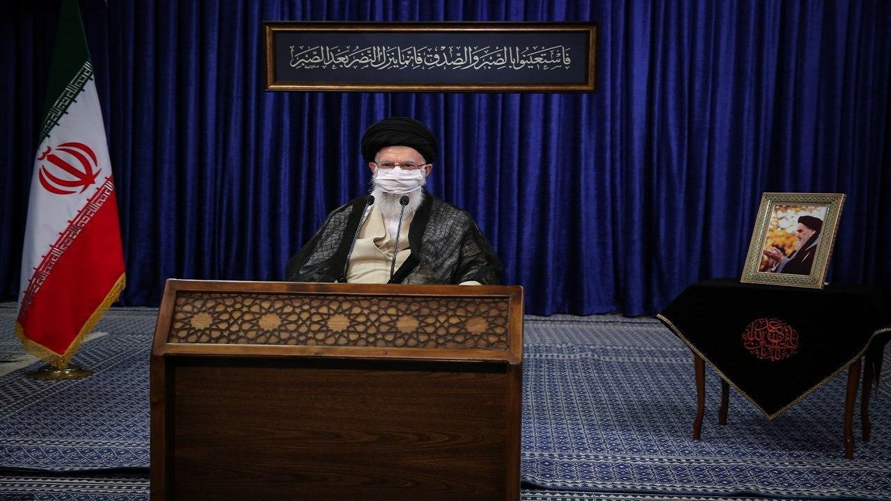ترجمه حدیث حسینیه امام خمینی (ره) در دیدار مجازی هیئت دولت با رهبر انقلاب