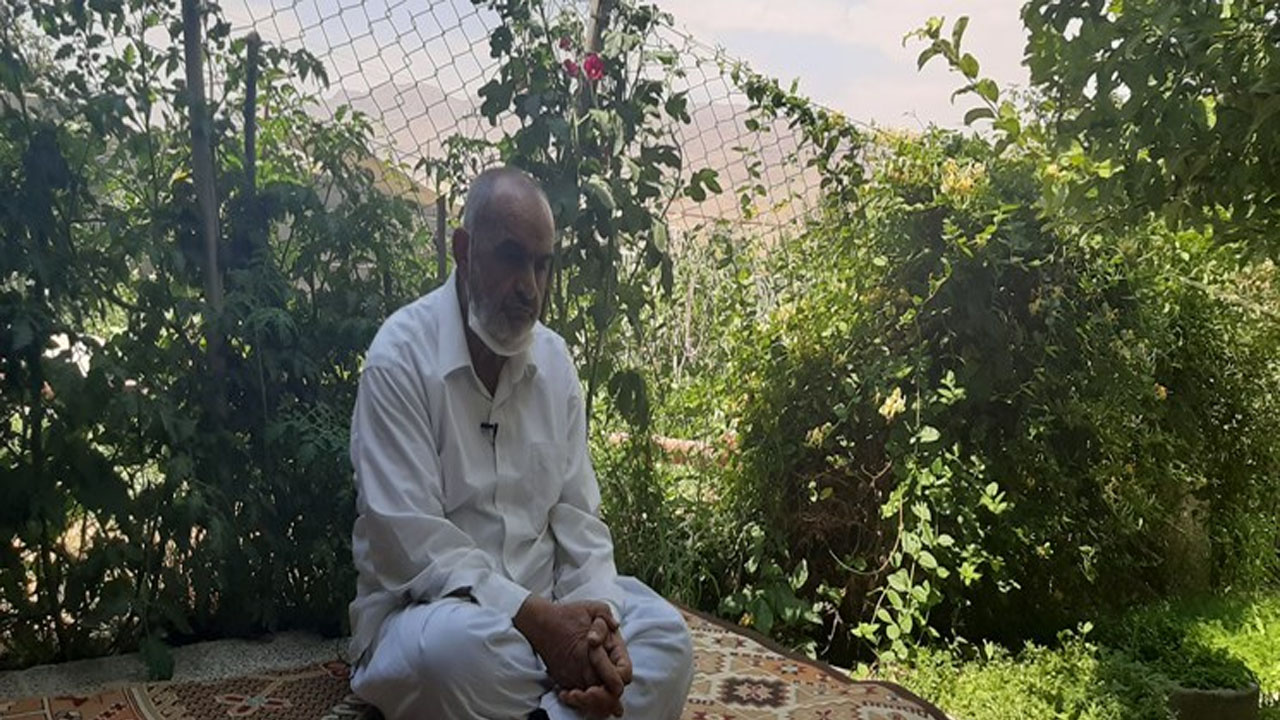 ناگفته هایی از زندگی جانبازی که ۳۵ سال است نخوابیده! + تصاویری ناگفته هایی از زندگی جانبازی که ۳۵ سال است نخوابیده! + تصاویری