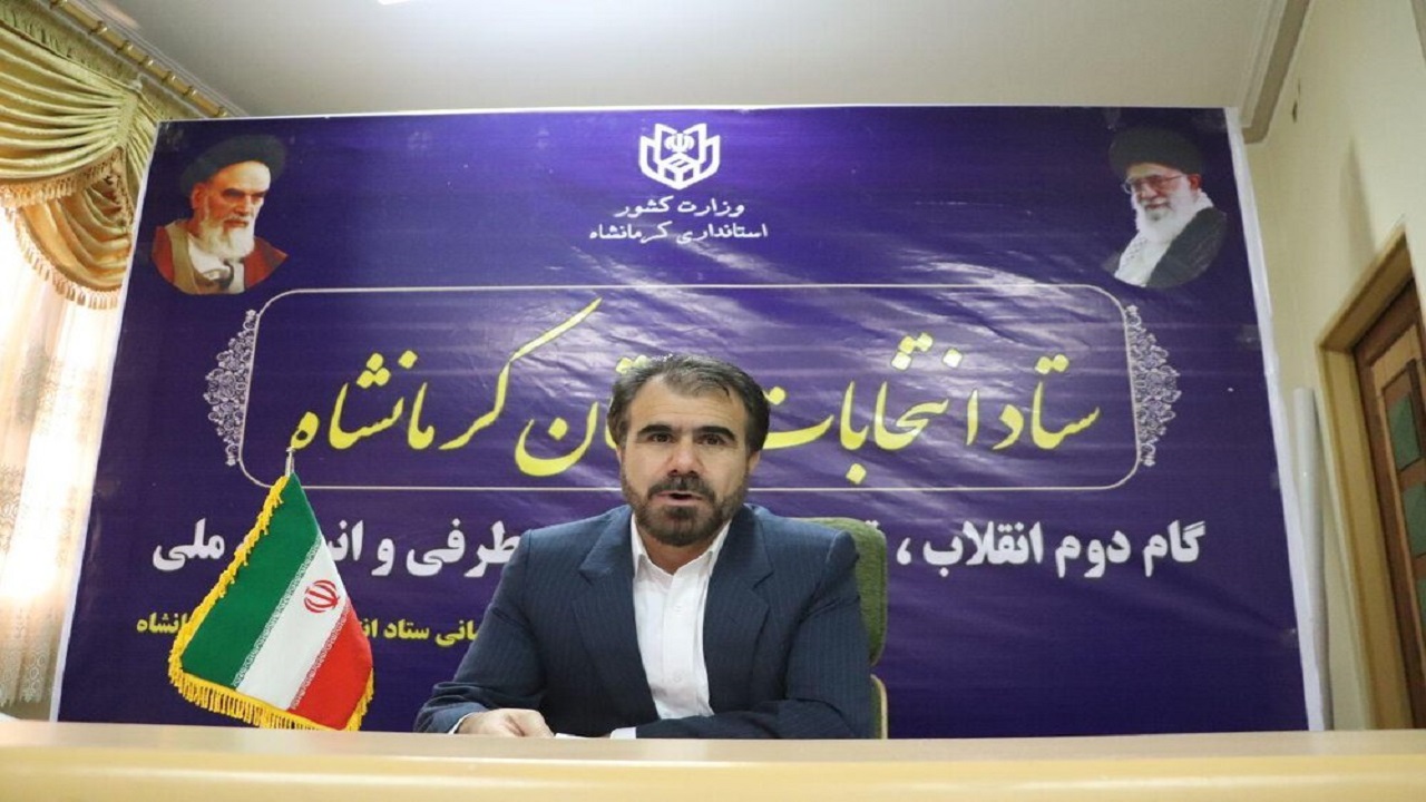 رای دهندگان ماسک و خودکار شخصی همراه داشته باشند