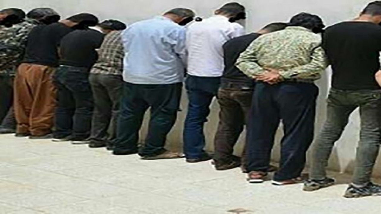 ۲۲ معتاد در عباس آباد دستگیر شدند