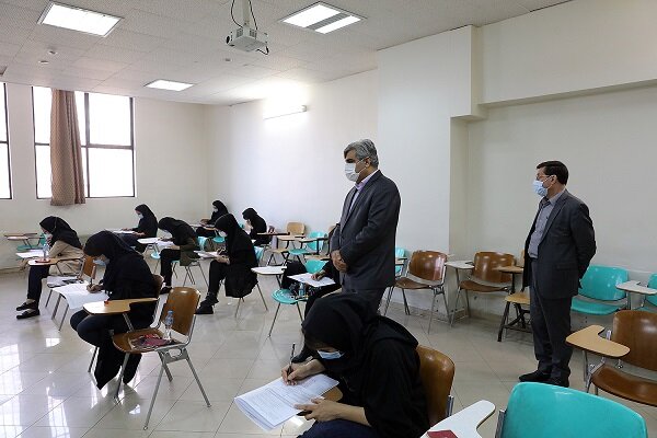 آزمون دانشگاه علوم اسلامی رضوی در تبریز برگزار شد
