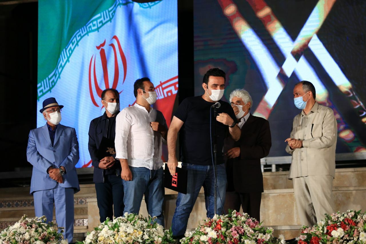 مراسم تجلیل از افتخارآفرینان سینمای ایران آغاز شد