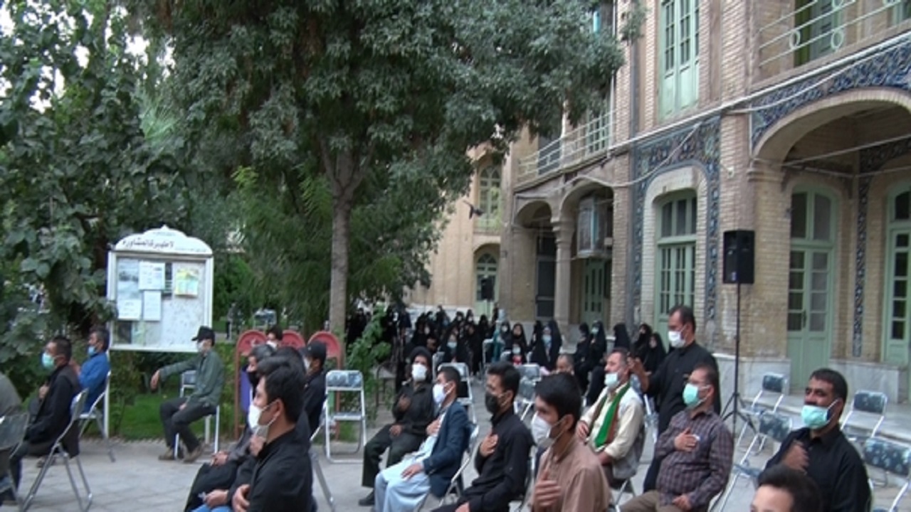 همایش «امام سجاد (ع) و تبلیغ فرهنگ عاشورایی» در قم برگزار شد