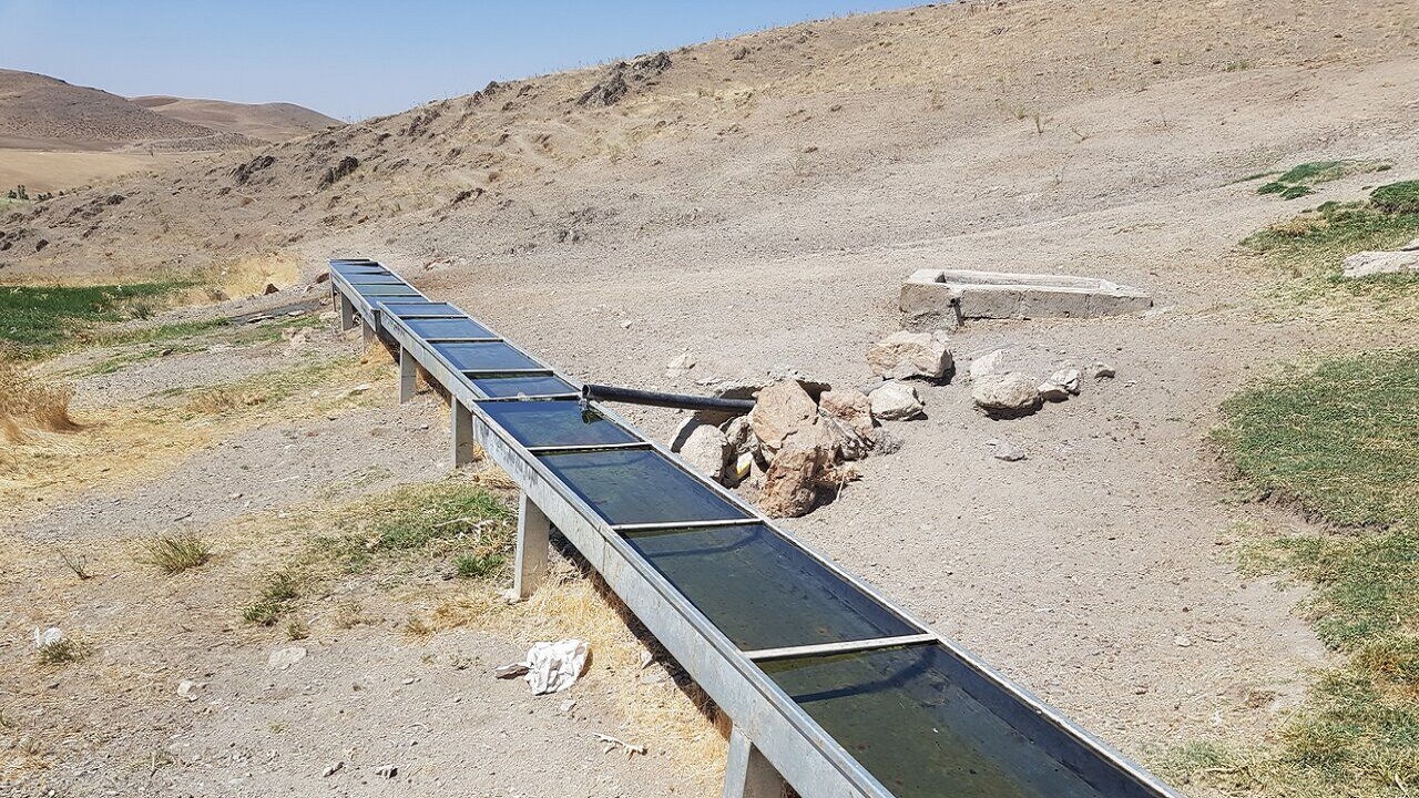 ۱۹۰ دستگاه آبشخور فلزی در مراتع کردستان نصب می‌شود