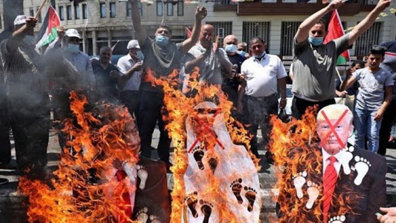 تظاهرات ساکنان غزه در محکومیت عادی‌سازی روابط با رژیم اشغالگر