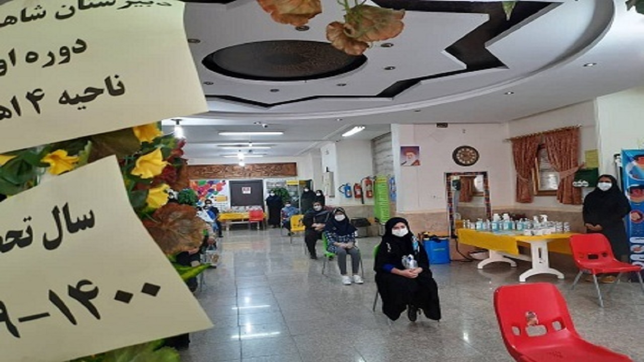 بازگشایی مدارس و معارفه دانش آموزان شاهد در اهواز