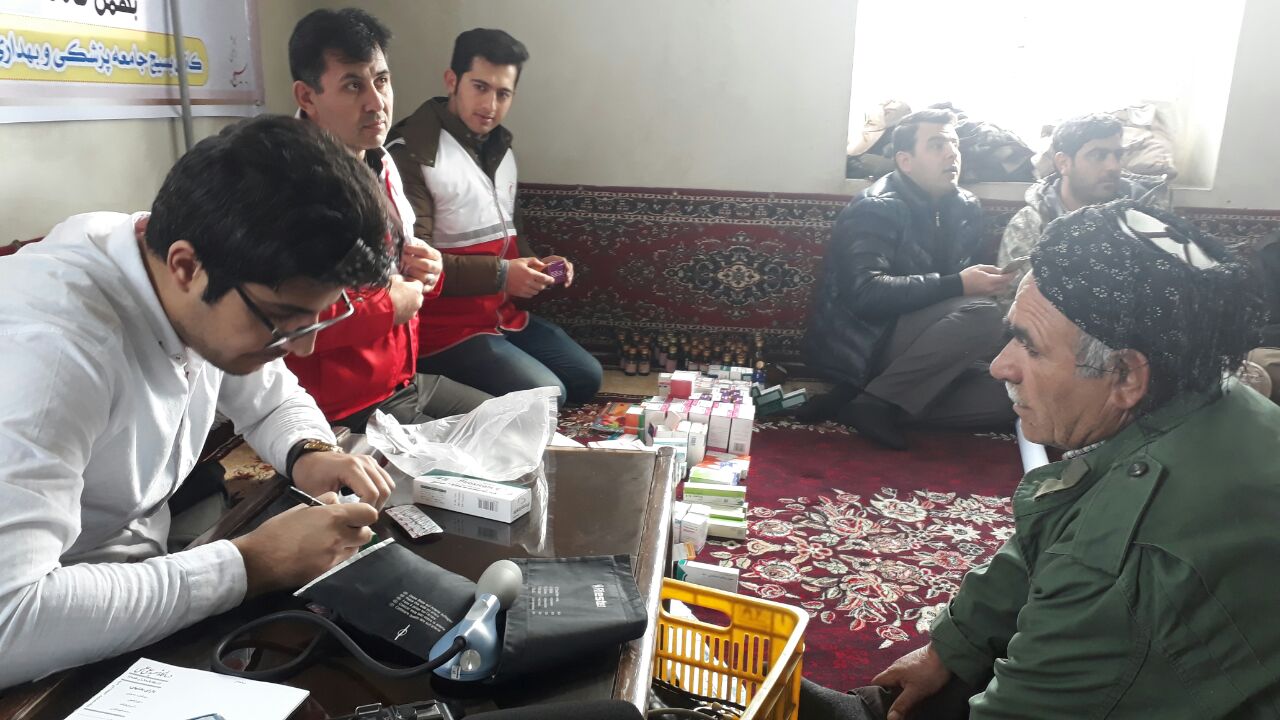 ۳۸۵ بیمار نیازمند مهابادی در طرح شهید رهنمون ویزیت رایگان شدند