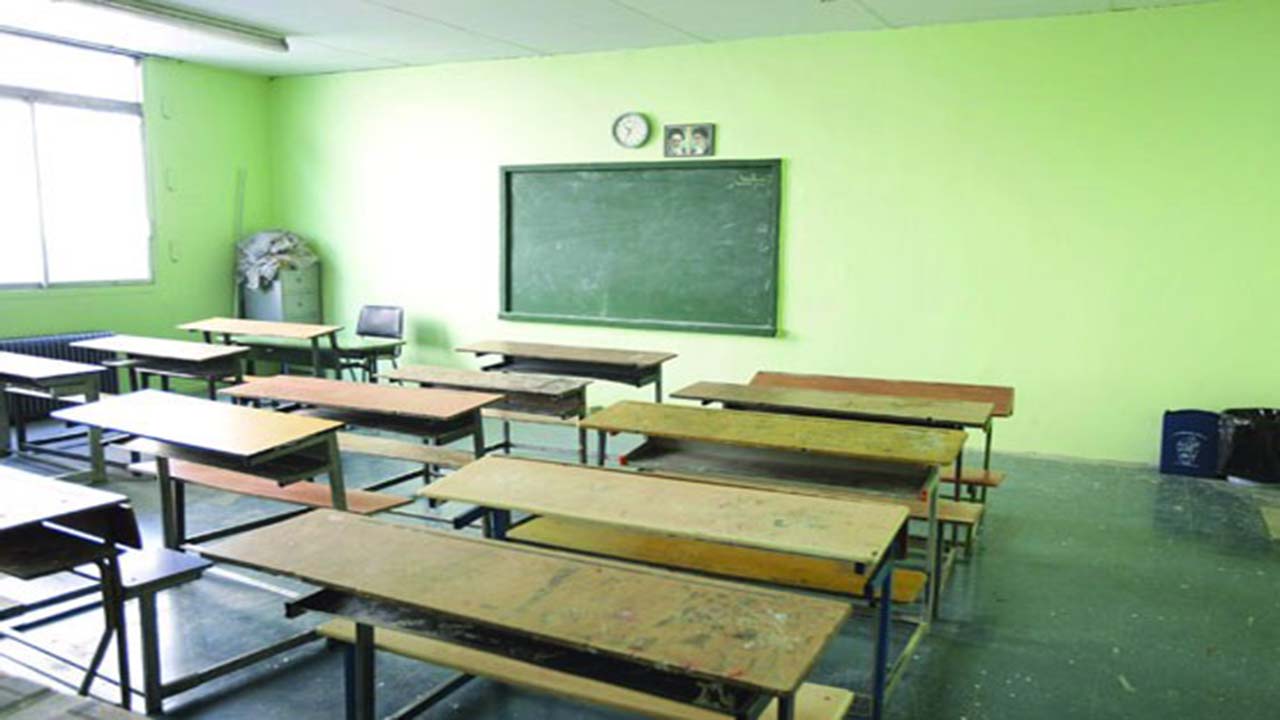 مشکلات دانش‌آموزان روستا‌های لارستان زیر سایه کرونا