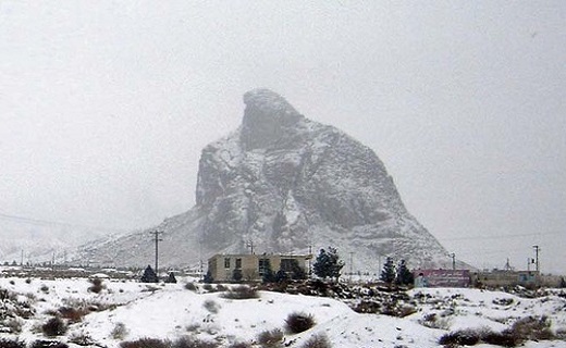 نفس تنها کوه عقاب جهان به شماره افتاده است