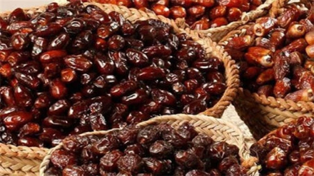 پنج هزار خانوار در سیب و سوران در کار تولید خرما اشتغال دارند