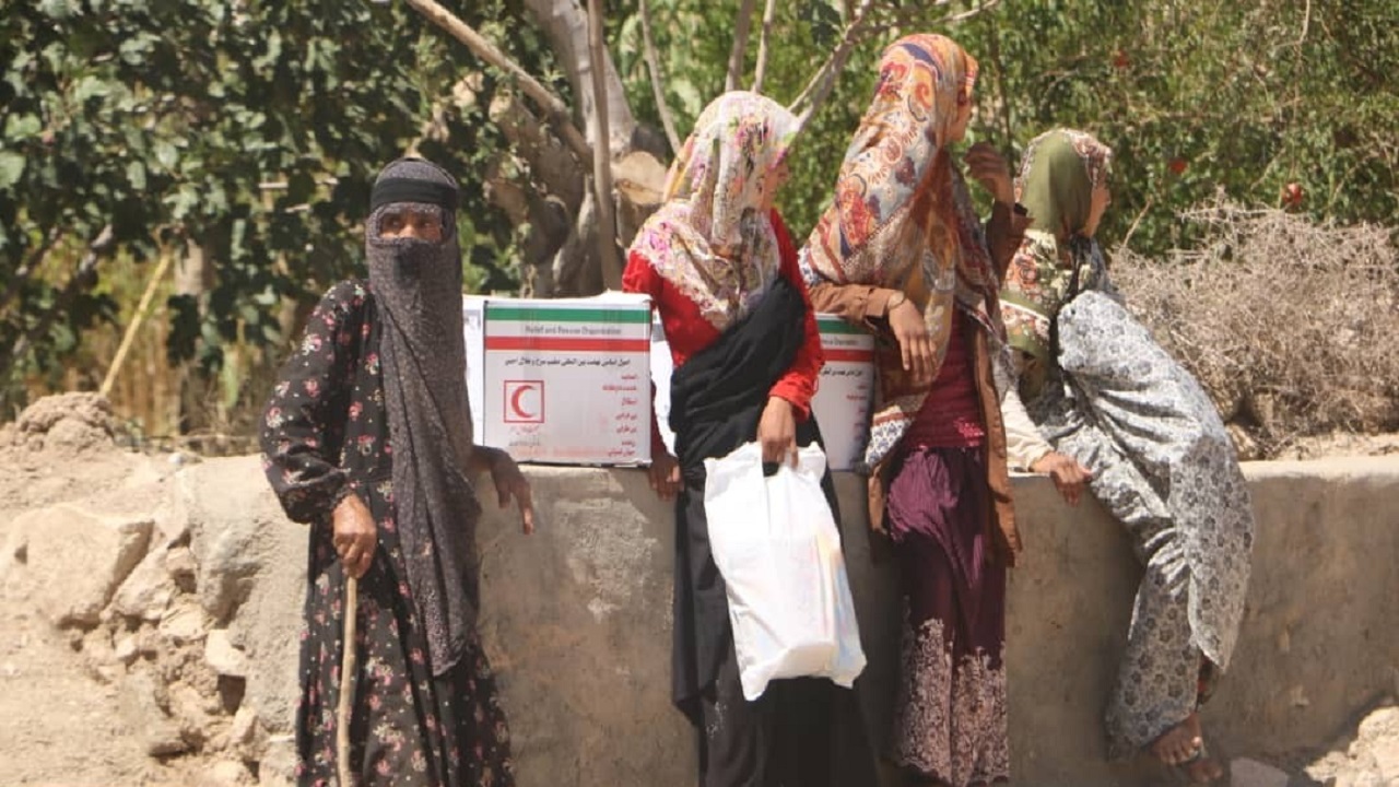 استقرار تیم پزشکان اصفهانی در روستای سرچاه عماری خوسف